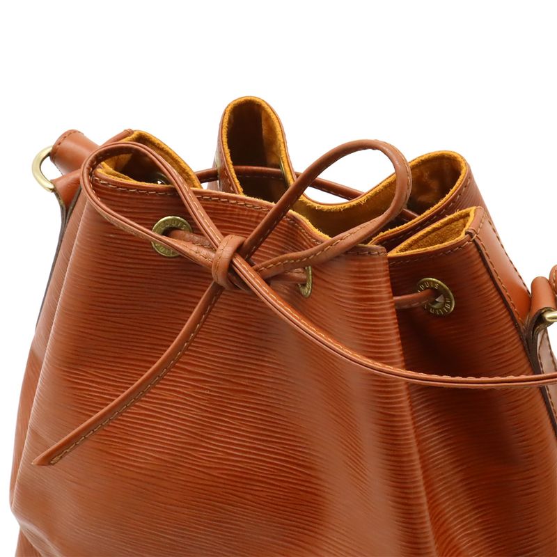 Louis Vuitton Epi Petit Noe Drawstring Shoulder Bag — view 4