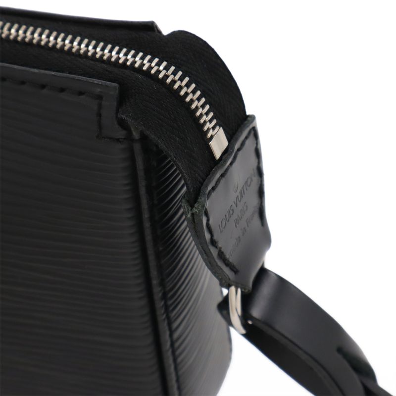 Louis Vuitton Epi Pochette Accessory Pouch Handbag Noir Black Silver Hardware — view 7