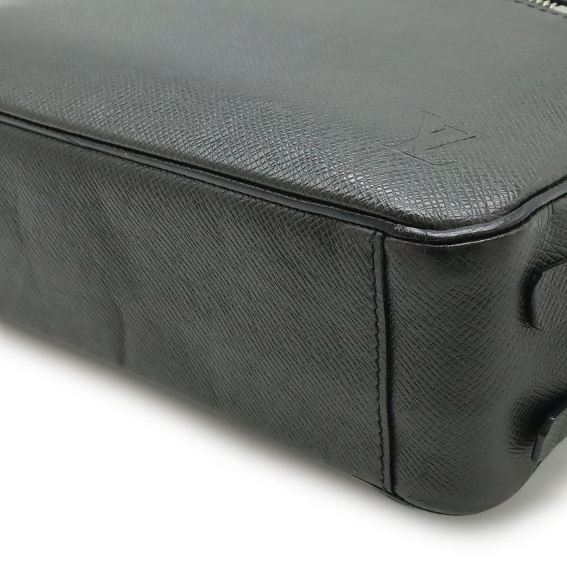 Louis Vuitton Taiga Neo Pavel Second Bag Clutch Leather Ardoise Black — view 3
