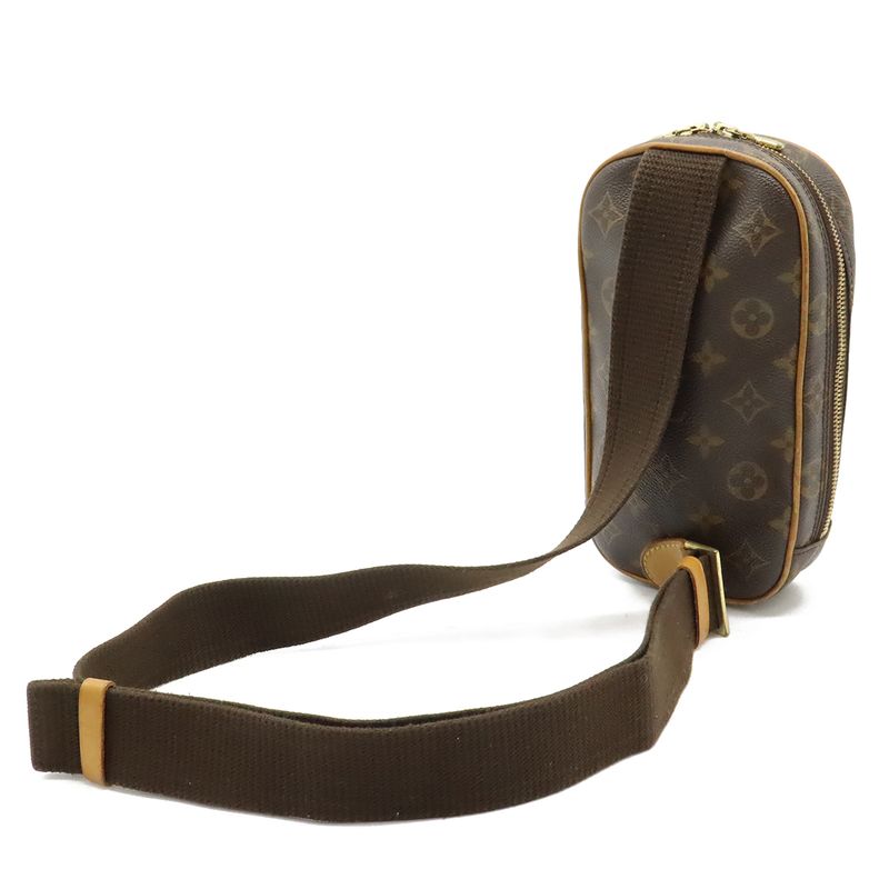 Louis Vuitton Monogram Pochette Gange Body Bag Shoulder — view 2