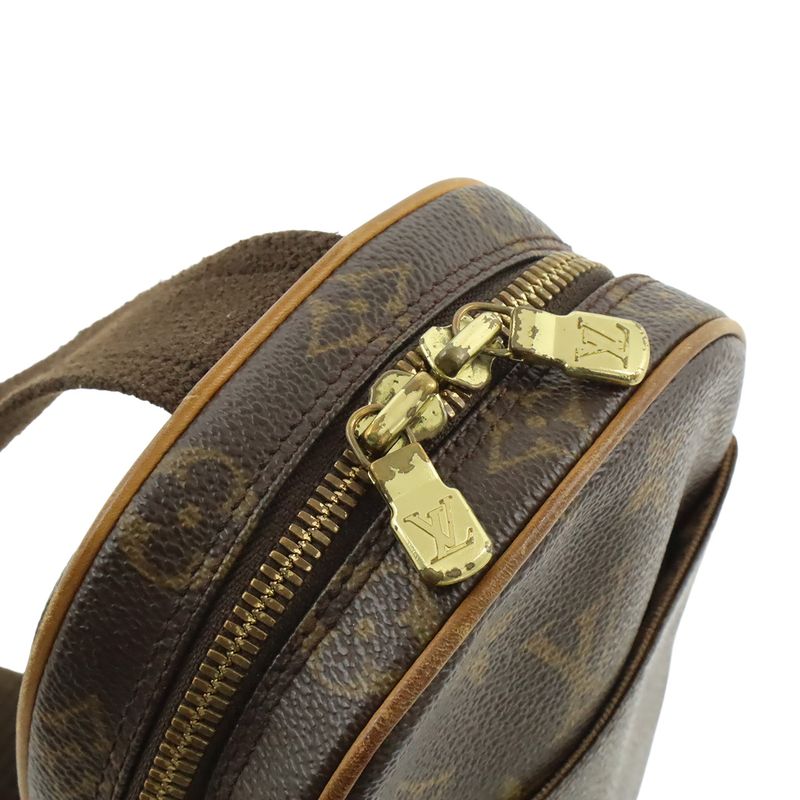 Louis Vuitton Monogram Pochette Gange Body Bag Shoulder — view 4