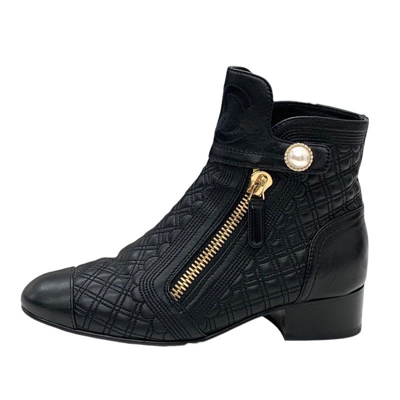 Chanel Boots Short Shoes Coco Mark Pearl Quilting Leather Black — view 3