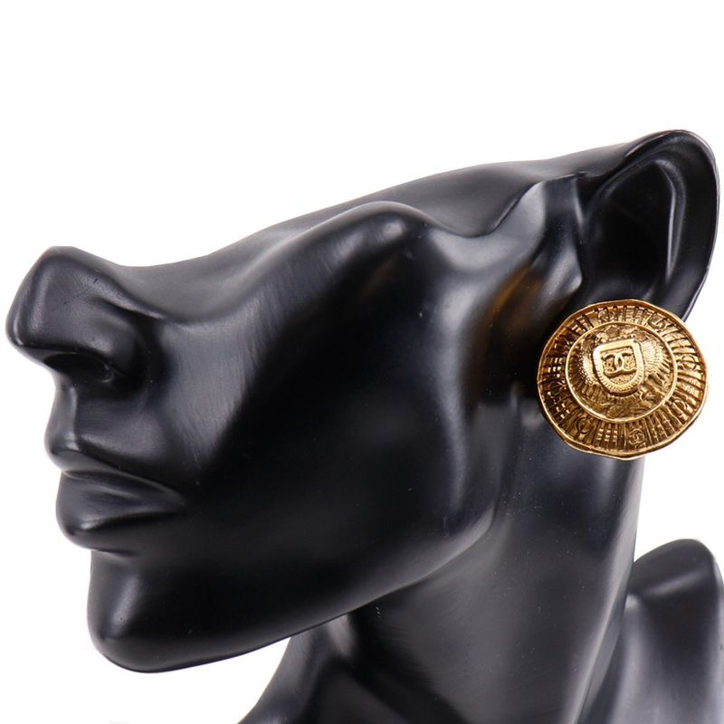 Chanel 31 rue Cambon Vintage Gold Plated 23.0 g Earrings — view 3