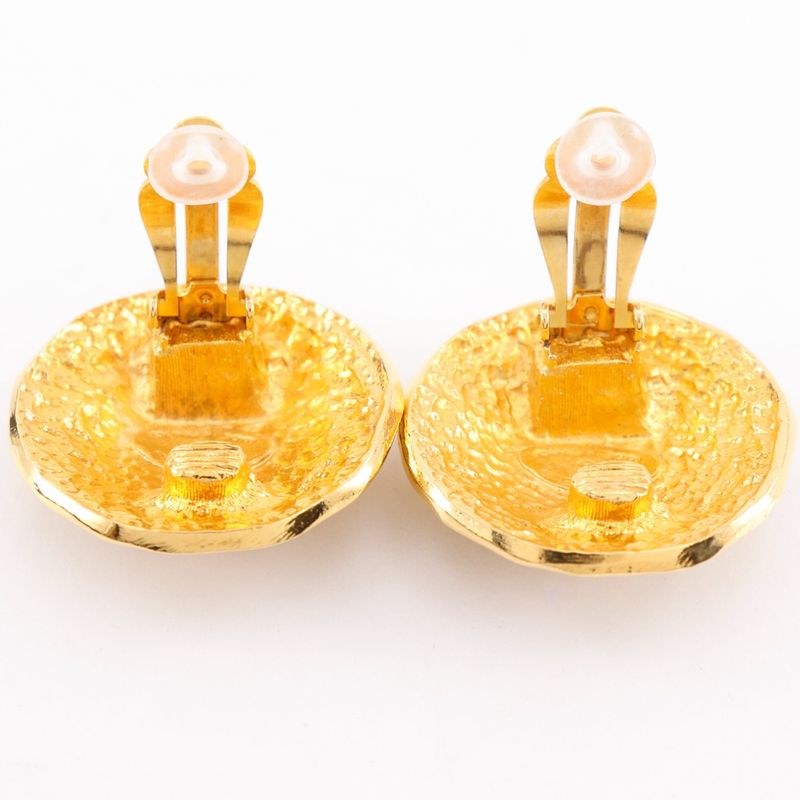 Chanel 31 rue Cambon Vintage Gold Plated 23.0 g Earrings — view 6