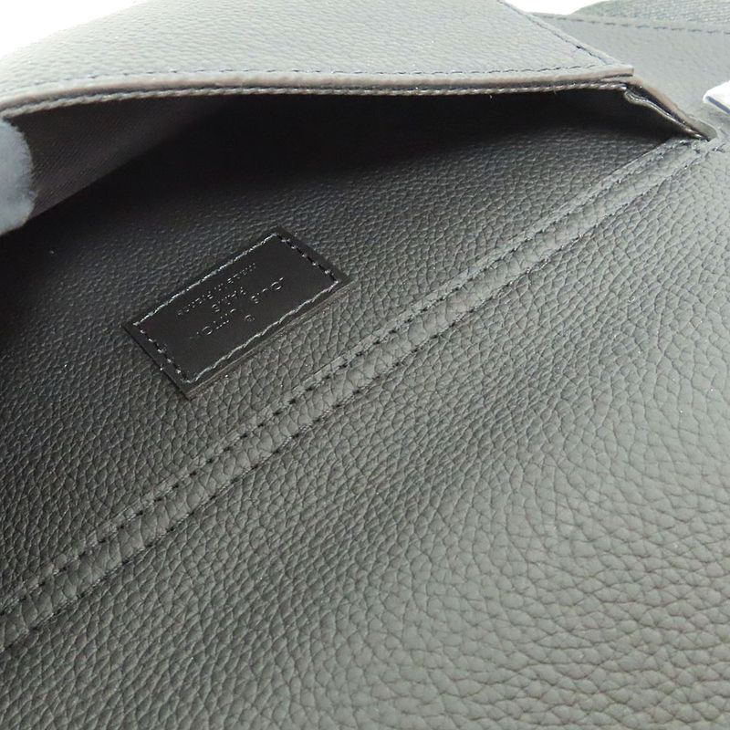 Louis Vuitton Aerogram Takeoff Ring — view 9