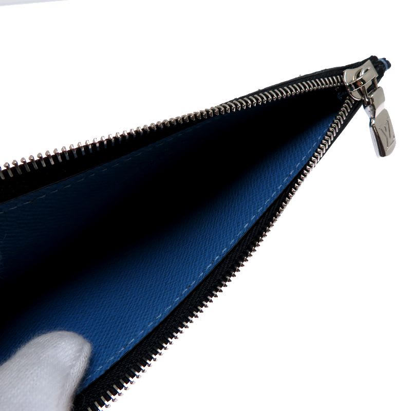 Louis Vuitton Card Case — view 6