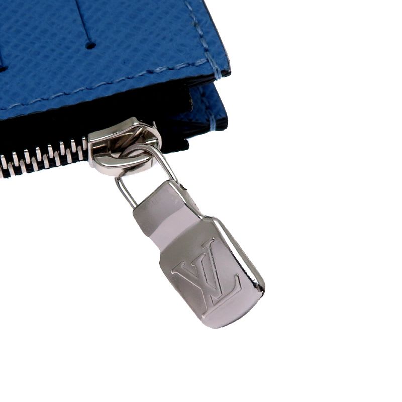 Louis Vuitton Card Case — view 9