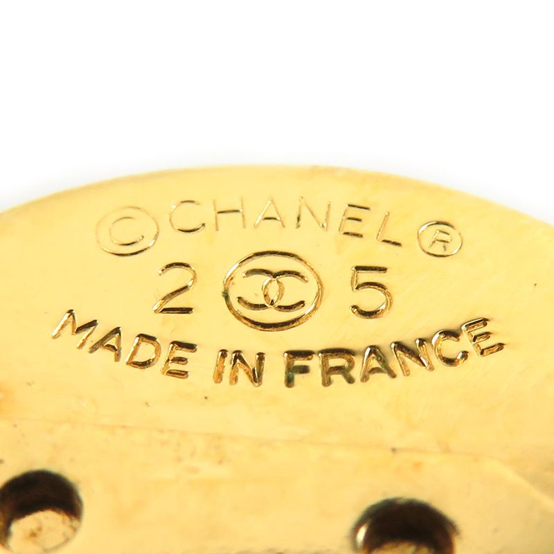 Chanel Brooch Bag Motif — view 9