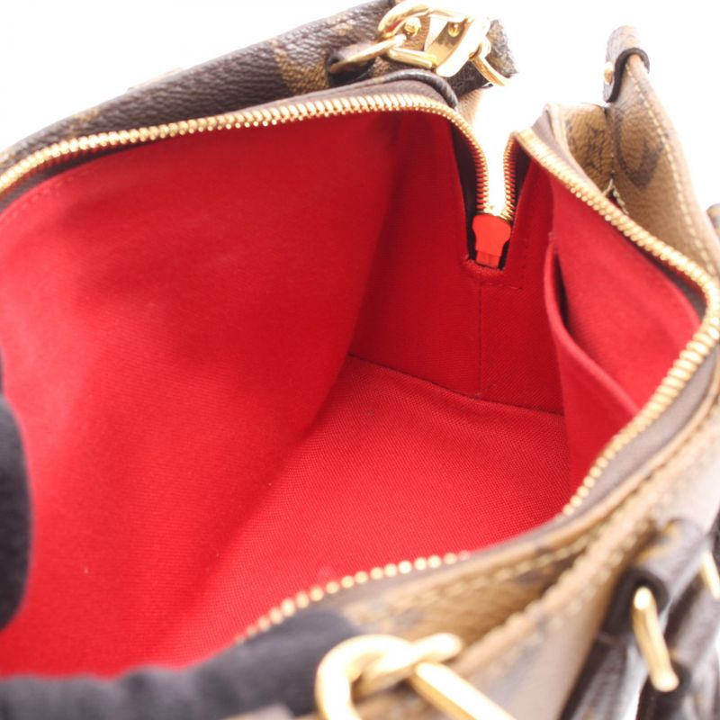 Louis Vuitton Handbag On The Go EW Monogram Giant Reverse — view 6