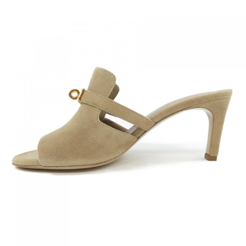 Hermes Kelly Buckle Z Cute Sandals — view 2