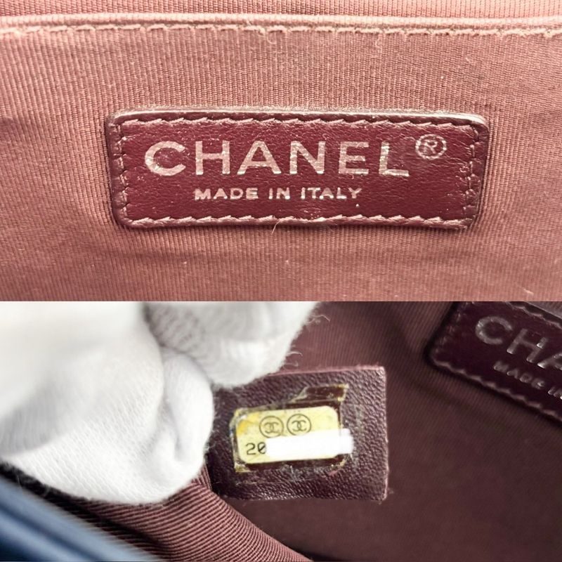 Chanel Shoulder Bag Boy Chain Chevron Crossbody — view 6