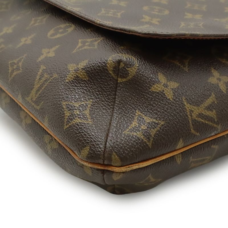 Louis Vuitton Monogram Musette Shoulder Bag Crossbody — view 5