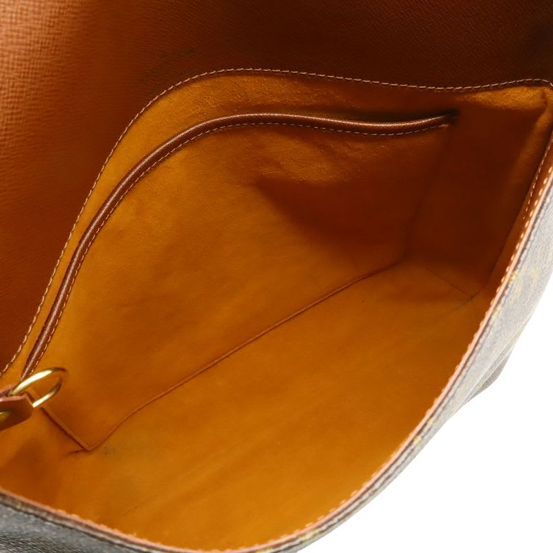 Louis Vuitton Monogram Musette Shoulder Bag Crossbody — view 8