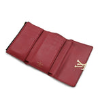 Louis Vuitton Portefeuille Capucines Compact Trifold Wallet — view 5