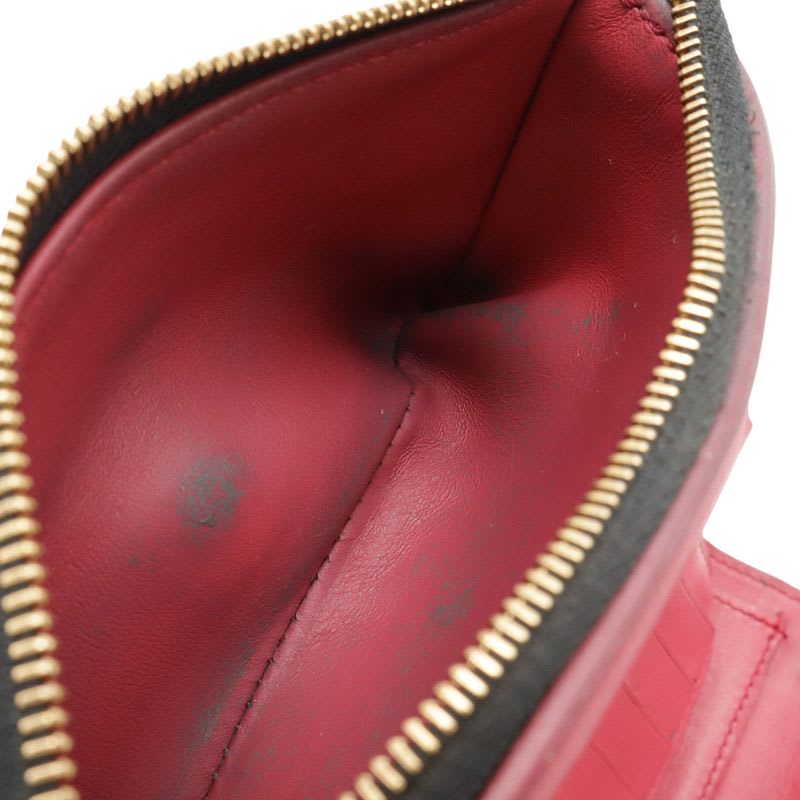 Louis Vuitton Portefeuille Capucines Compact Trifold Wallet — view 8