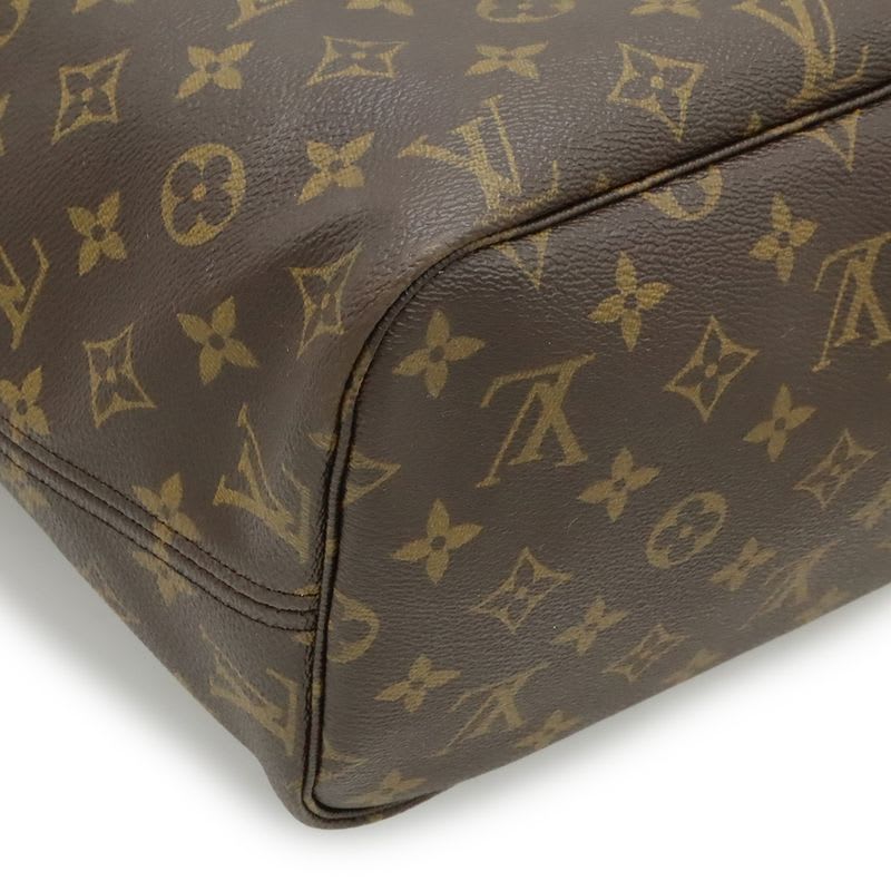 Louis Vuitton Monogram Neverfull MM Tote Bag Large — view 4