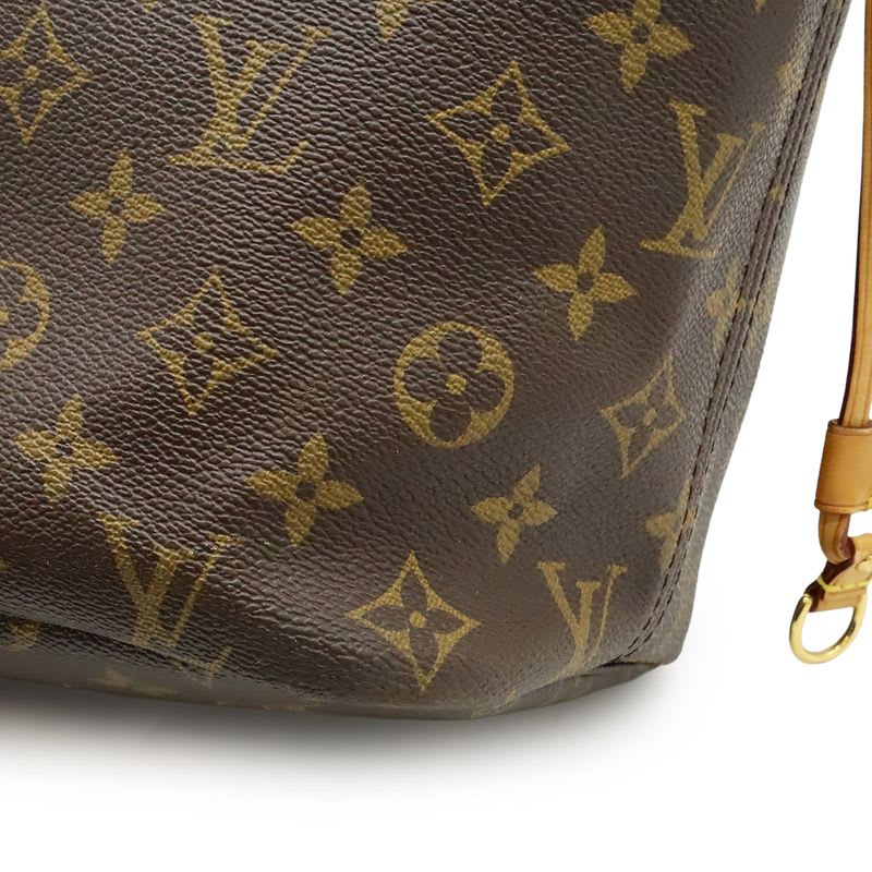 Louis Vuitton Monogram Neverfull MM Tote Bag Large — view 7