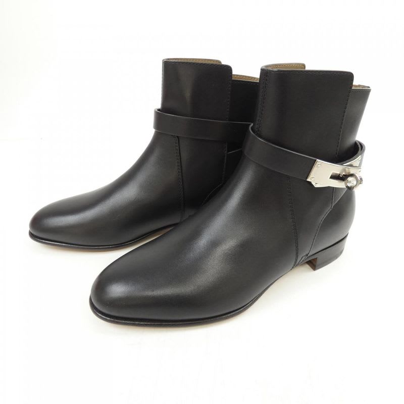 Hermes Neo Kelly Buckle Z Boots — view 3