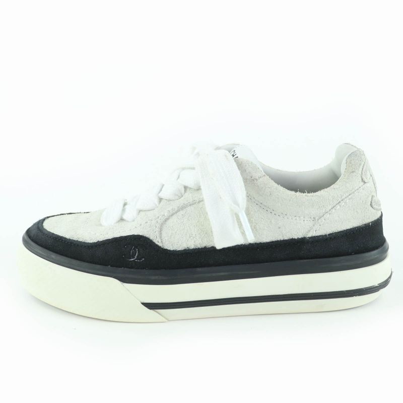 Chanel Coco Mark Lace Up Suede Leather Low-cut Sneakers White — view 4