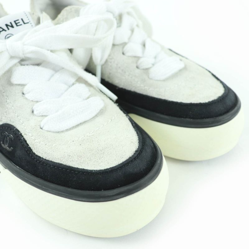 Chanel Coco Mark Lace Up Suede Leather Low-cut Sneakers White — view 7