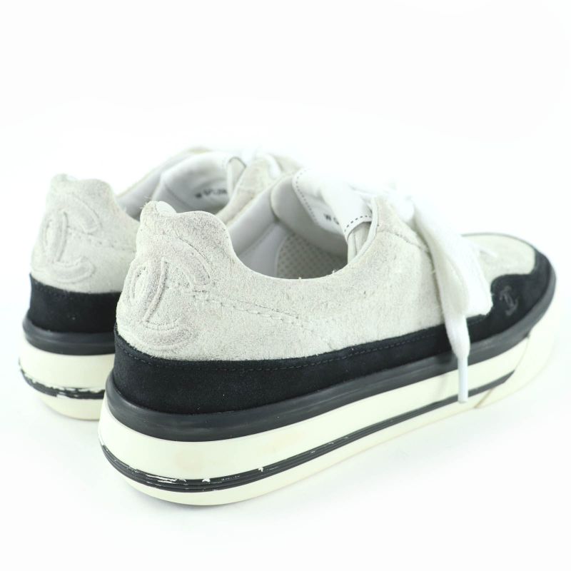 Chanel Coco Mark Lace Up Suede Leather Low-cut Sneakers White — view 2