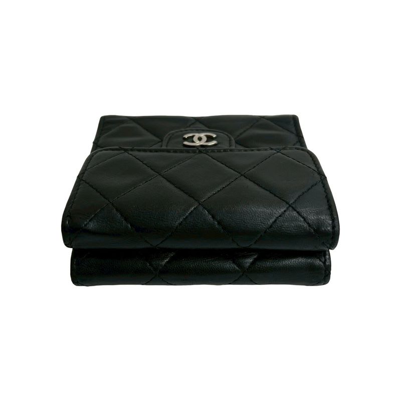 Chanel Timeless Classic Quilted W Hook Lambskin Bifold — view 3
