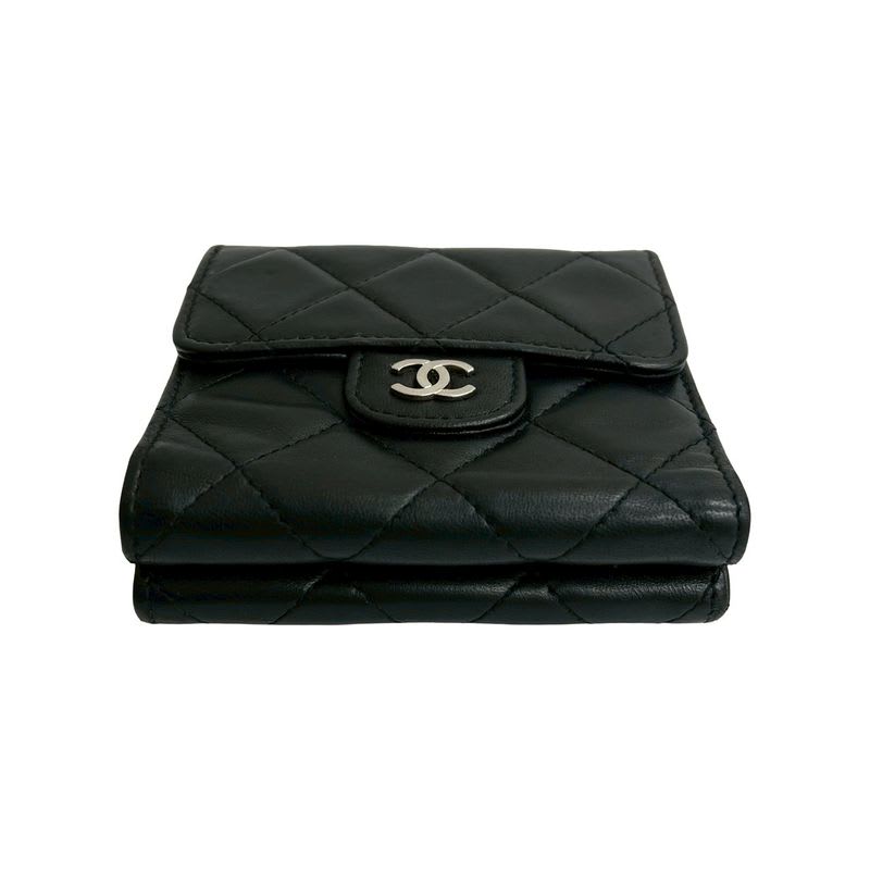 Chanel Timeless Classic Quilted W Hook Lambskin Bifold — view 6