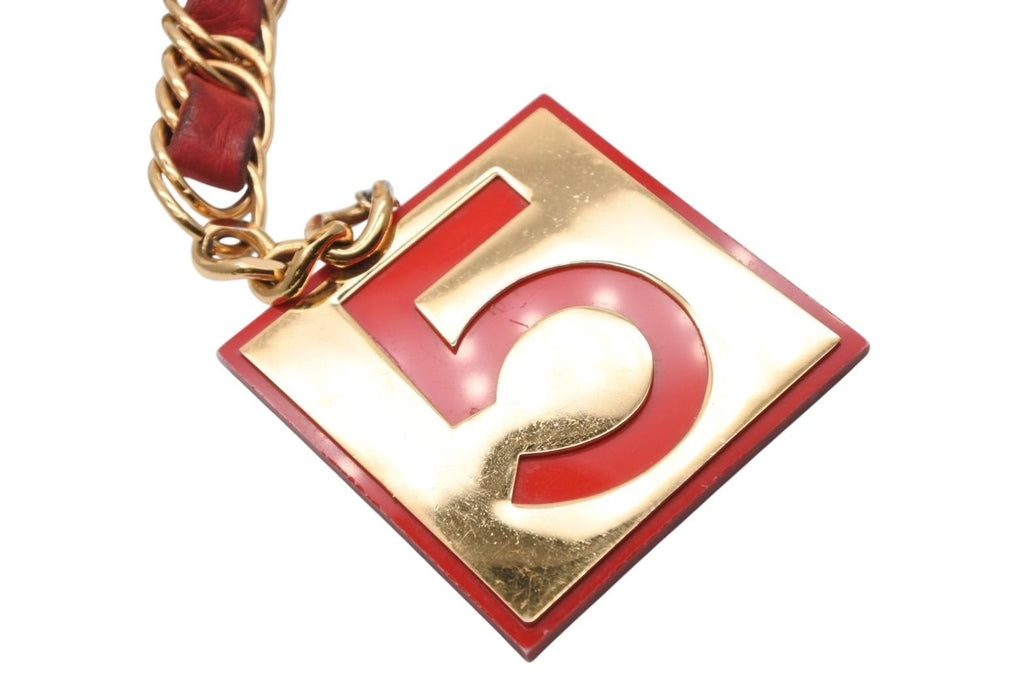 Chanel Vintage Chain Belt CC Logo No 5 Leather Metal Gold Plated — view 3