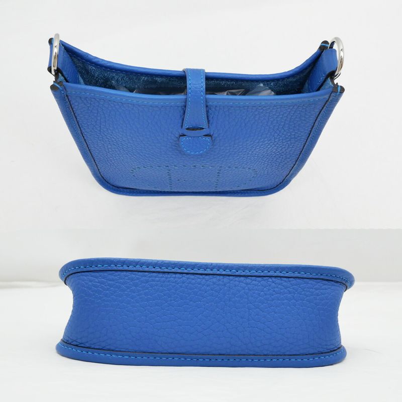 Hermes Evelyne T PM Amazon Blue Shoulder Bag Taurillon Clemence — view 5