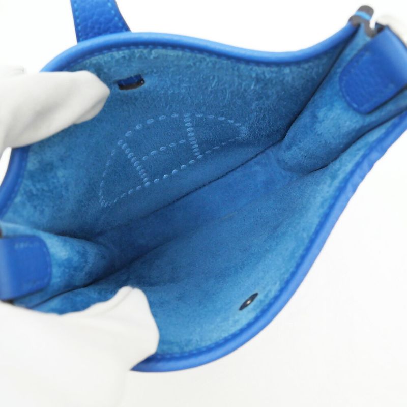 Hermes Evelyne T PM Amazon Blue Shoulder Bag Taurillon Clemence — view 6