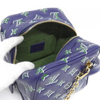 Louis Vuitton Square Bag — view 7
