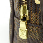 Louis Vuitton Damier Reporter 28 cm Shoulder Bag — view 4