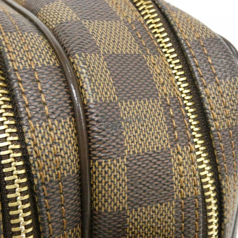 Louis Vuitton Damier Reporter 28 cm Shoulder Bag — view 8