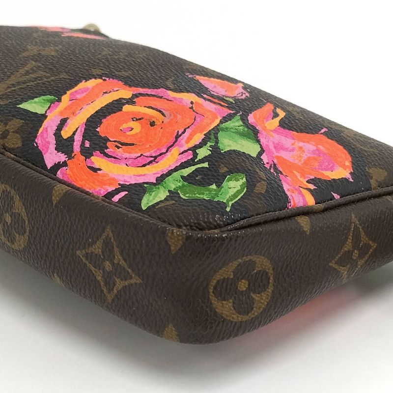 Louis Vuitton Pochette Accessories Pouch Monogram Rose — view 5