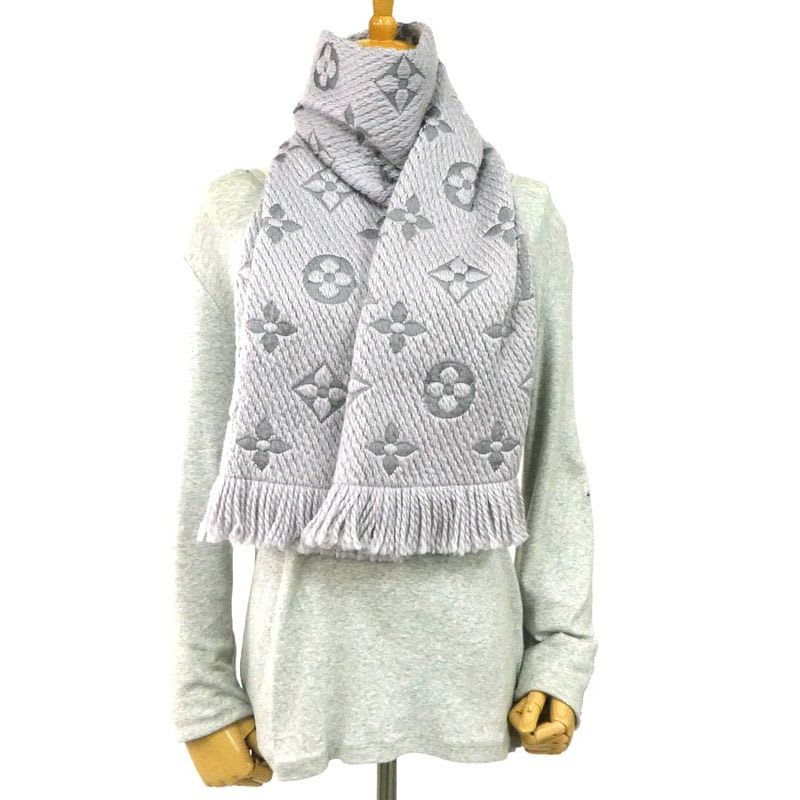 Louis Vuitton Muffler Echarpe Logomania Scarf — view 9
