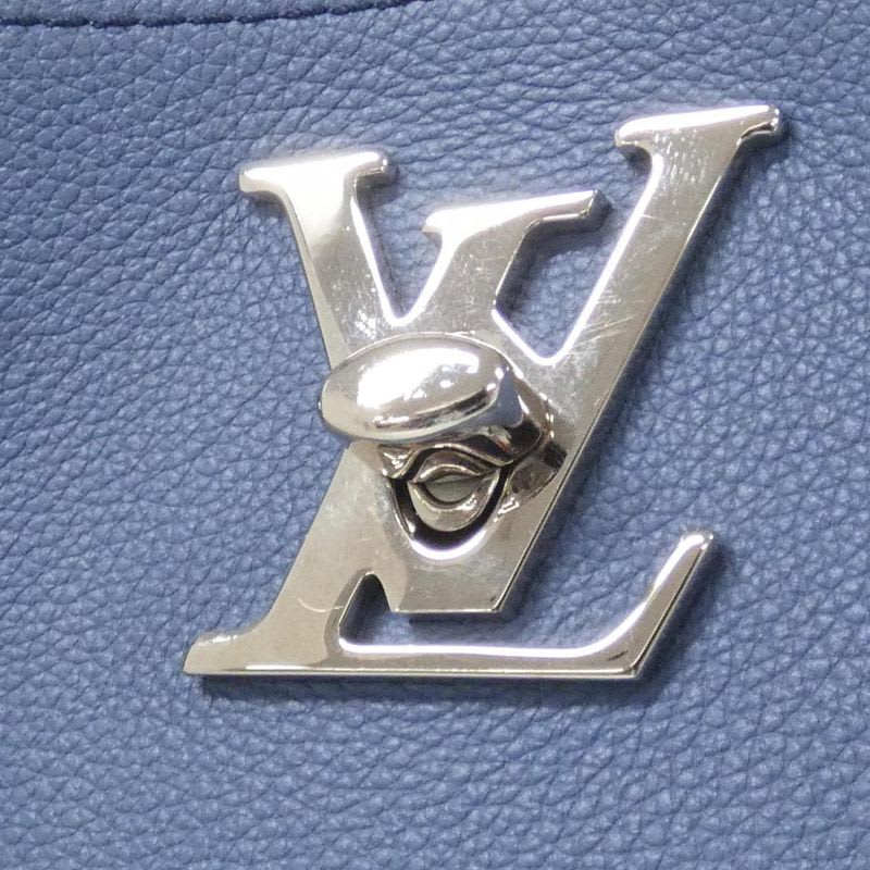 Louis Vuitton Lock Me Bucket Shoulder Bag — view 4