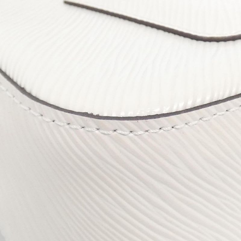 Louis Vuitton Epi Marel Shoulder Bag — view 4
