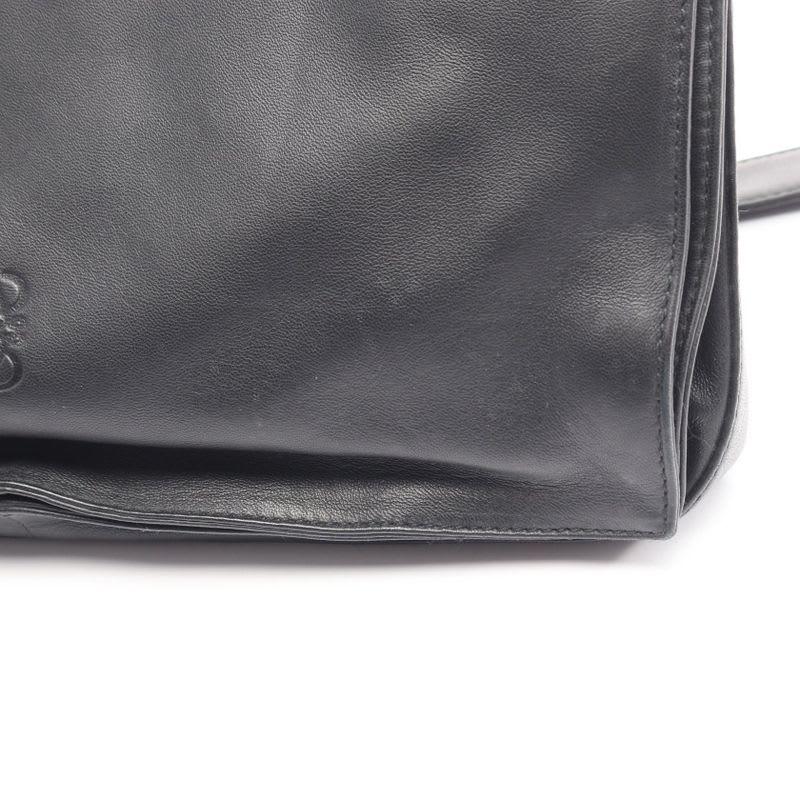 Loewe Shoulder Bag Flamenco 390.82.008 Black Leather Anagram