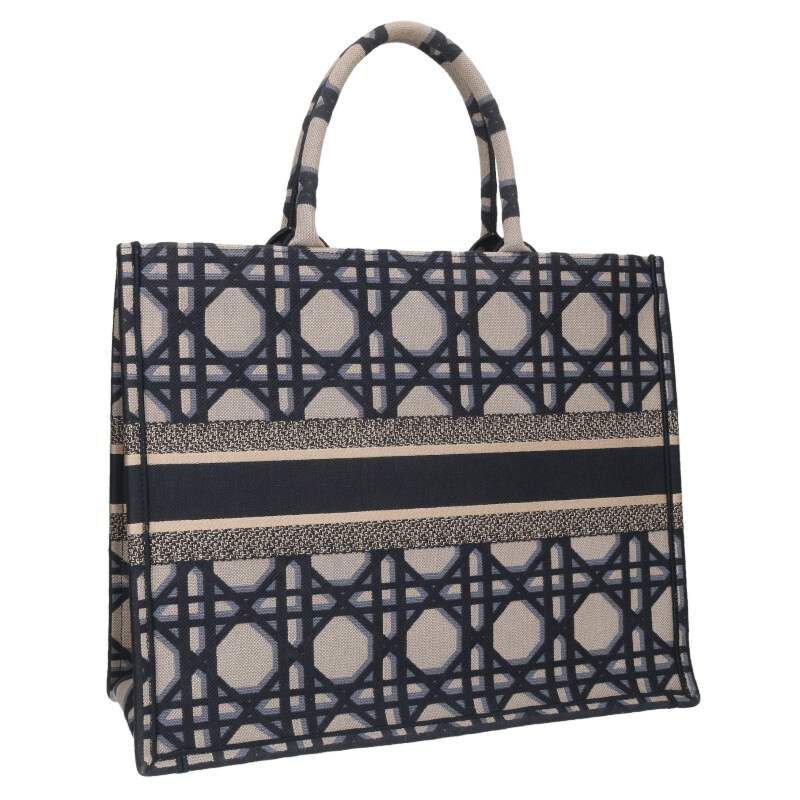 Dior Book Tote Large Macro Cannage Bag — view 3