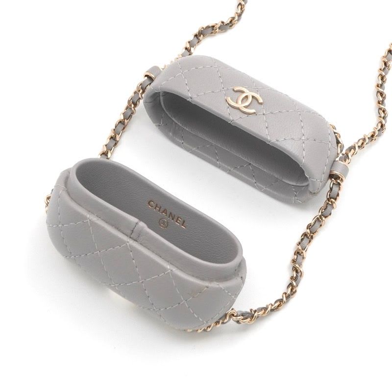 Chanel Airpods Case Charm Lambskin Coco Mark Quilted Chain Gray — view 6
