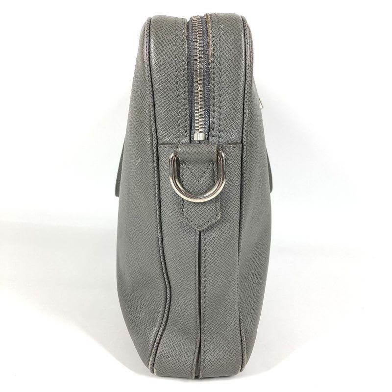 Louis Vuitton Business Bag Porte Documents Voyage PDV Taiga Leather