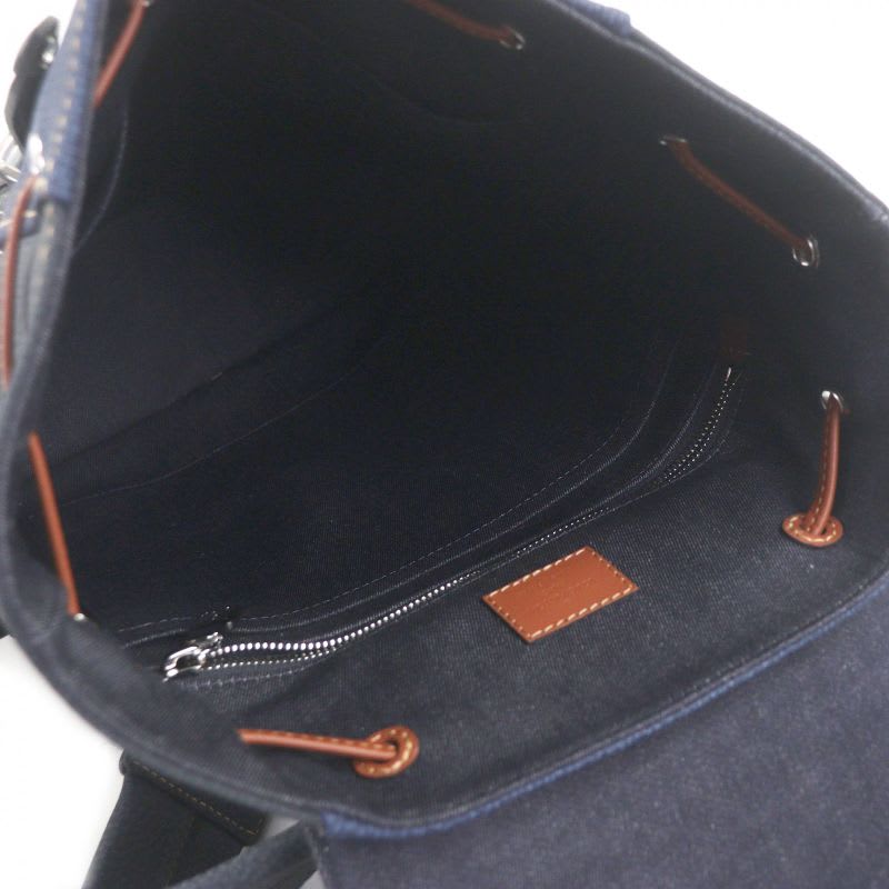 Louis Vuitton Fall Collection Christopher PM Taurillon Leather Denim Interior
