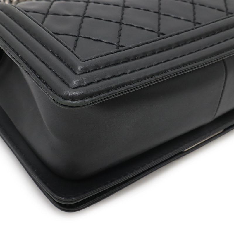 Chanel Boy 25 Wild Stitch Quilted Chain Shoulder Bag Soft — view 4