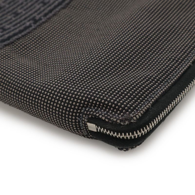 Hermes Her Line Perth GM Round Zipper Long Wallet Passport Case Canvas Gray — view 3