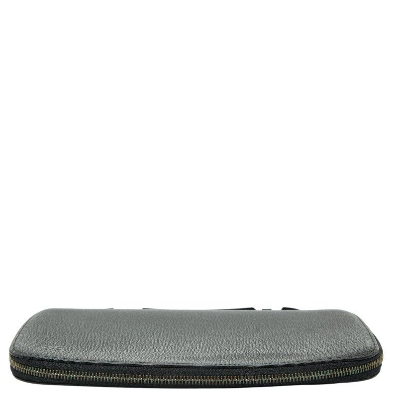 Louis Vuitton Taiga Organizer Ator Round Zipper Long Wallet Travel Case — view 3