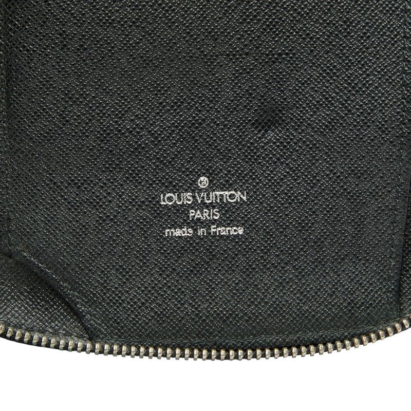 Louis Vuitton Taiga Organizer Ator Round Zipper Long Wallet Travel Case — view 9