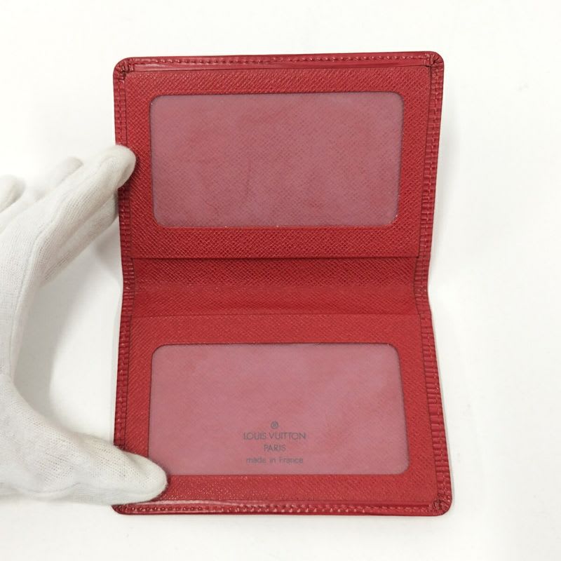 Louis Vuitton Porto 2 Cult Vertical Pass Case Epi Castilian Red — view 3