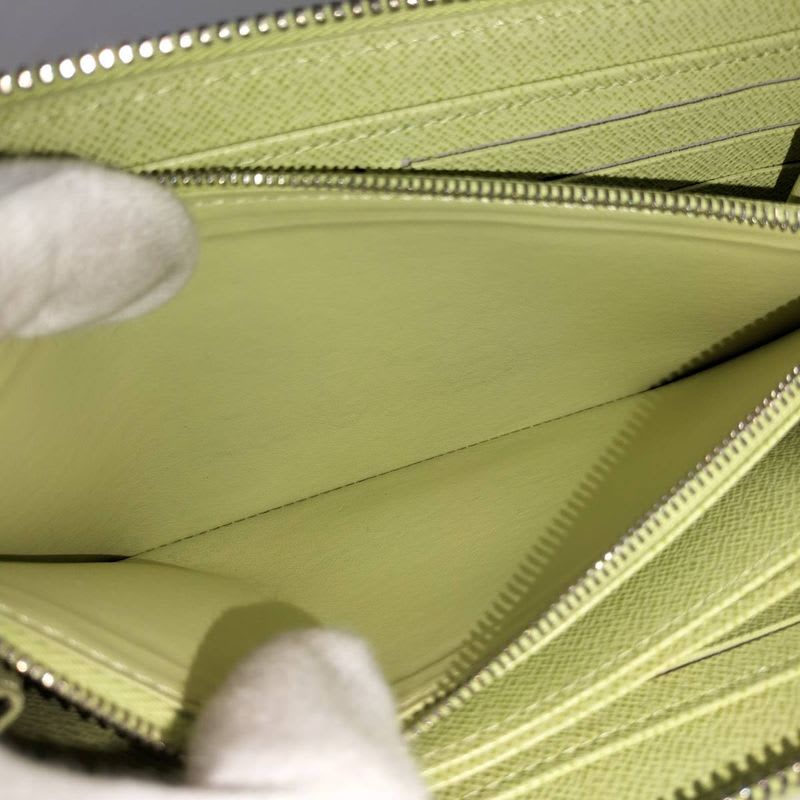 Louis Vuitton Zippy Wallet Long Vert Note Epi — view 9