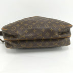 Louis Vuitton Reporter GM Shoulder Bag Monogram — view 5