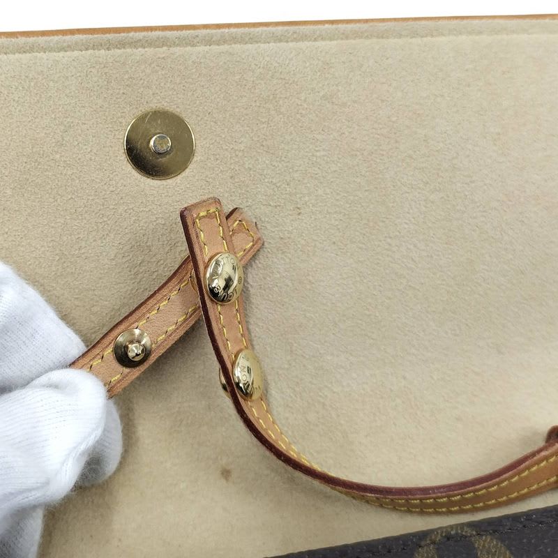 Louis Vuitton Pochette Twin GM Shoulder Bag Monogram Brown — view 9